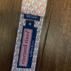 Vineyard vines belt